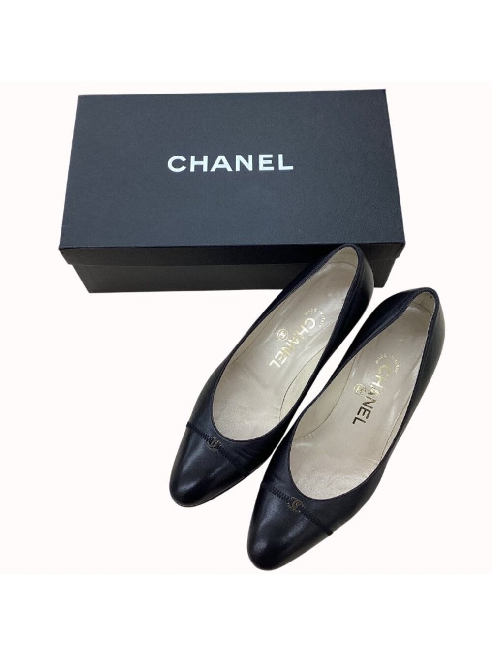 Chanel Pumps CC Logo Leather Black Heels